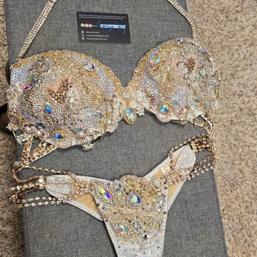Ravish Sands WBFF Suit! Size 0